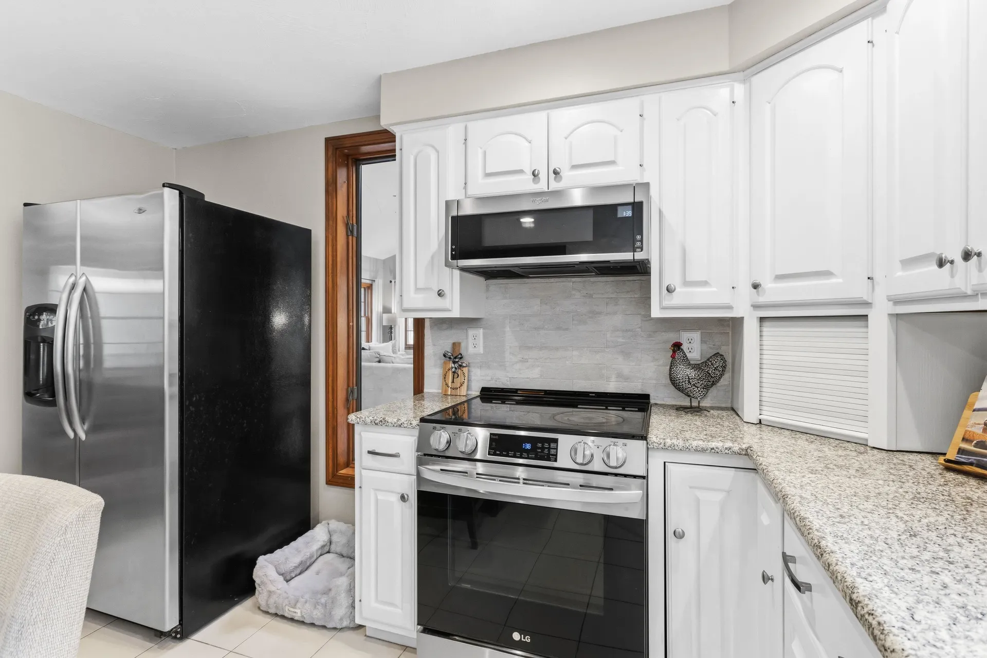 41 Windsor Boulevard Londonderry NH 03053