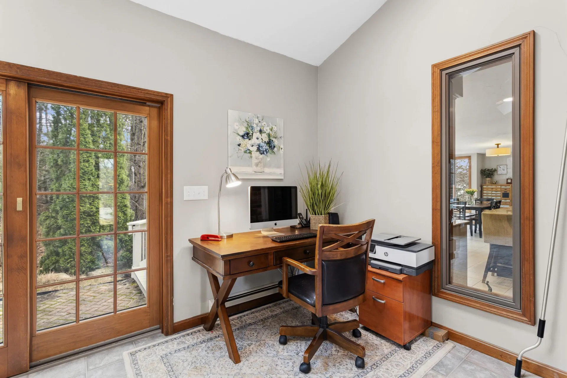 41 Windsor Boulevard Londonderry NH 03053