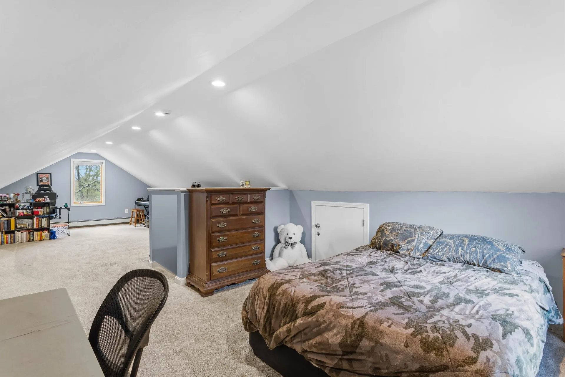 41 Windsor Boulevard Londonderry NH 03053