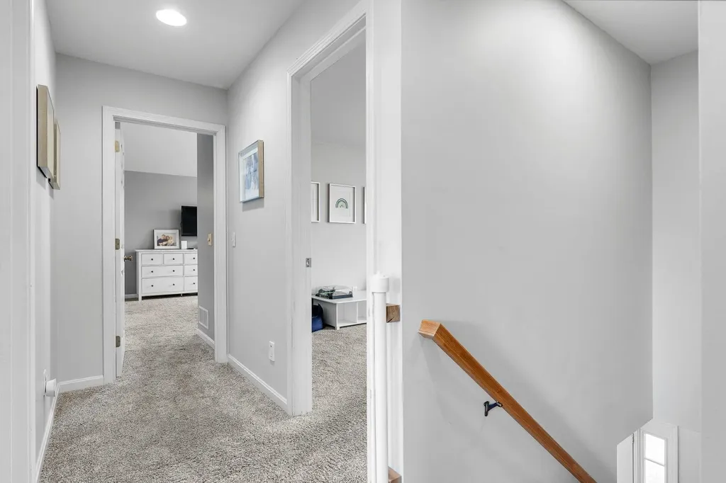 20 Vale Drive South Burlington VT 05403