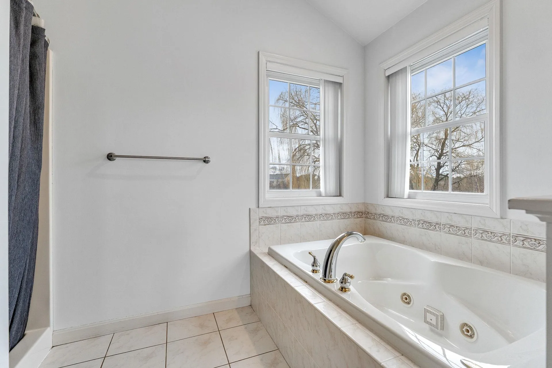 20 Vale Drive South Burlington VT 05403