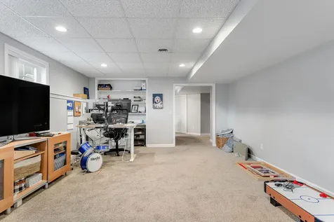 20 Vale Drive South Burlington VT 05403