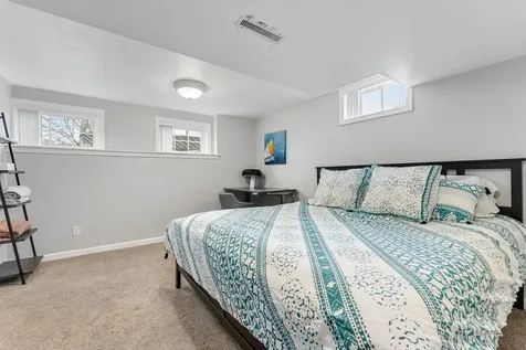 20 Vale Drive South Burlington VT 05403