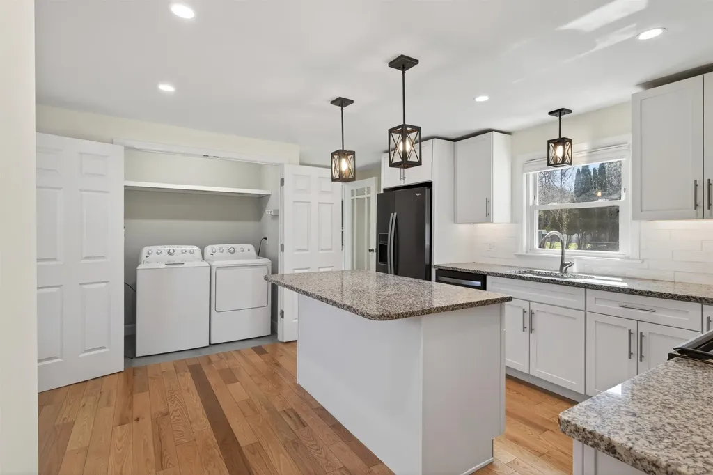 112 Tolend Road Dover NH 03820