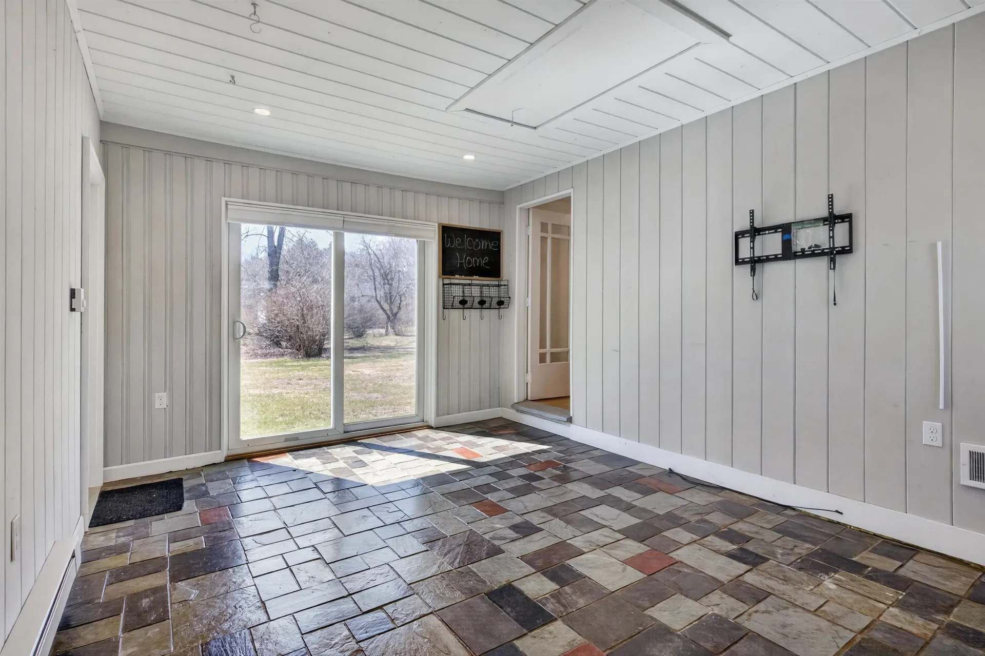 112 Tolend Road Dover NH 03820