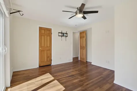 112 Tolend Road Dover NH 03820