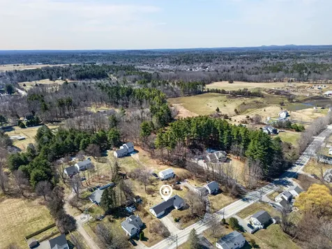 112 Tolend Road Dover NH 03820