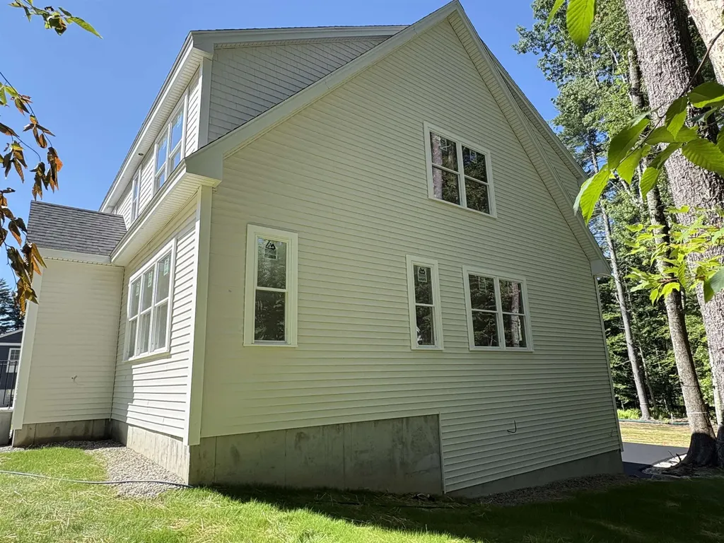 566 Sixth Street Dover NH 03820