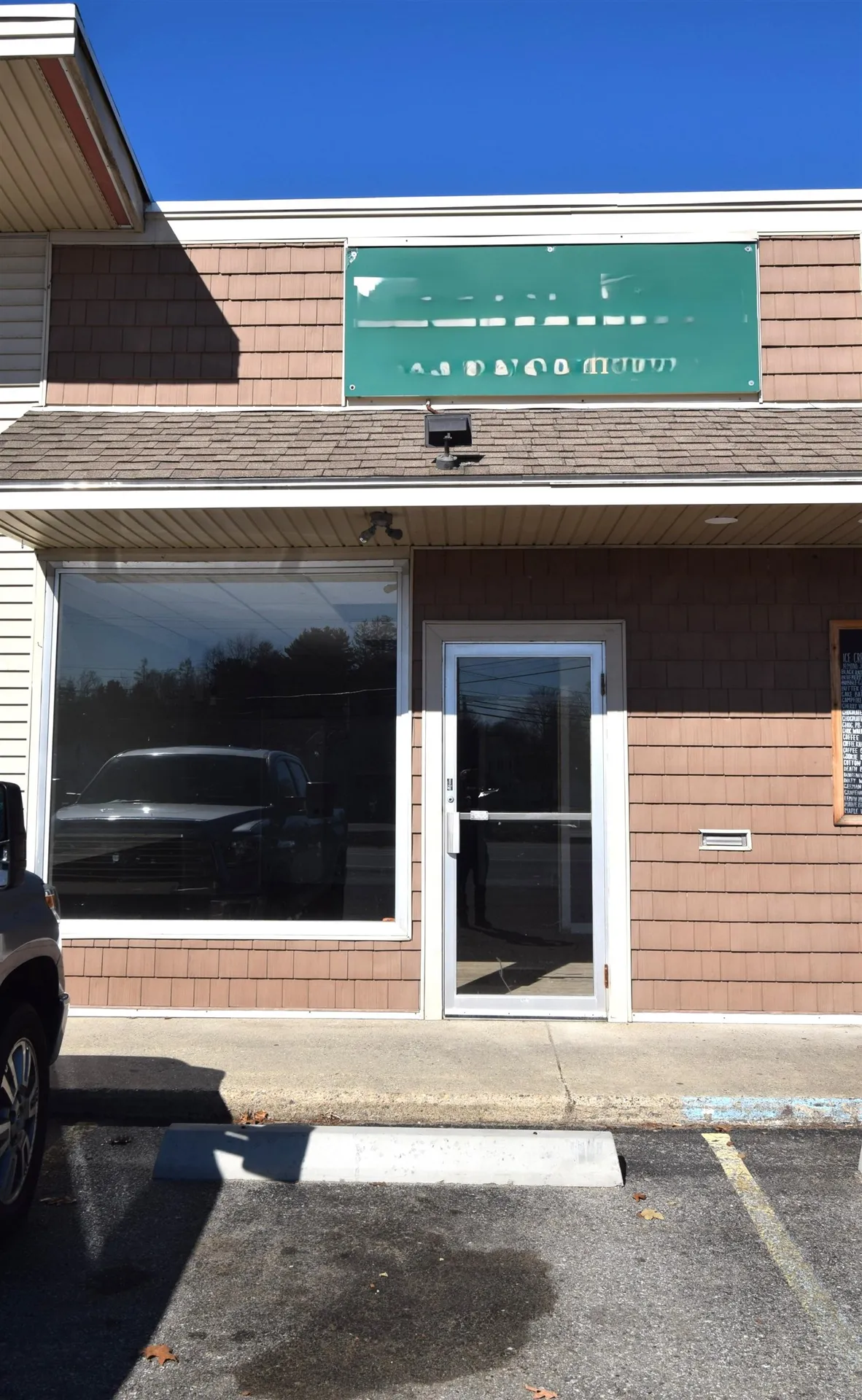 160 Main Street Kingston NH 03848