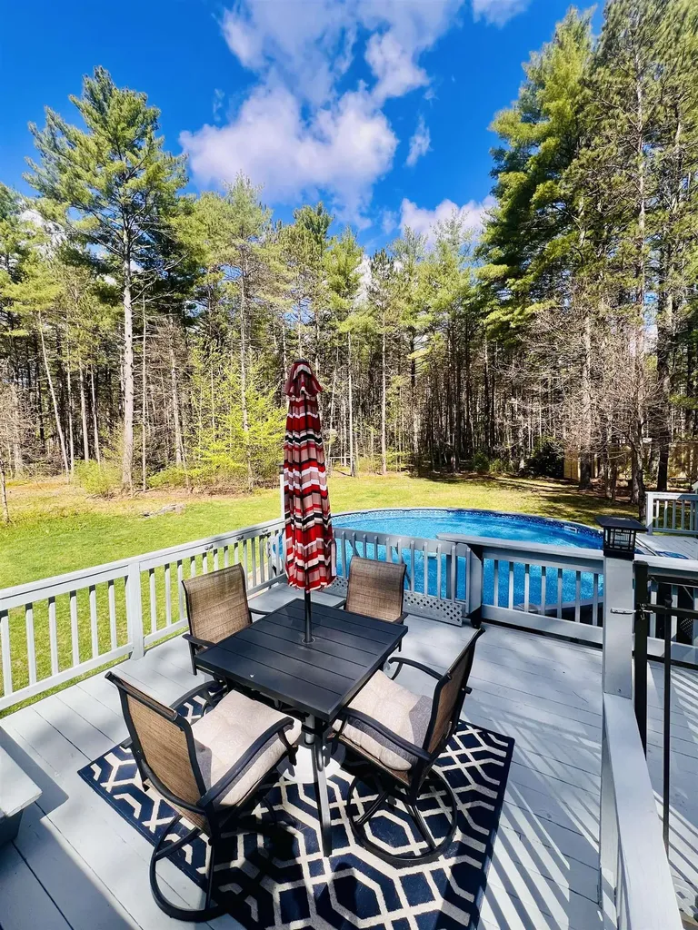 84 Butterfield Mill Road New Boston NH 03070