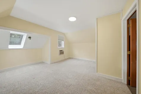 84 Butterfield Mill Road New Boston NH 03070
