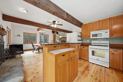 84 Butterfield Mill Road New Boston NH 03070