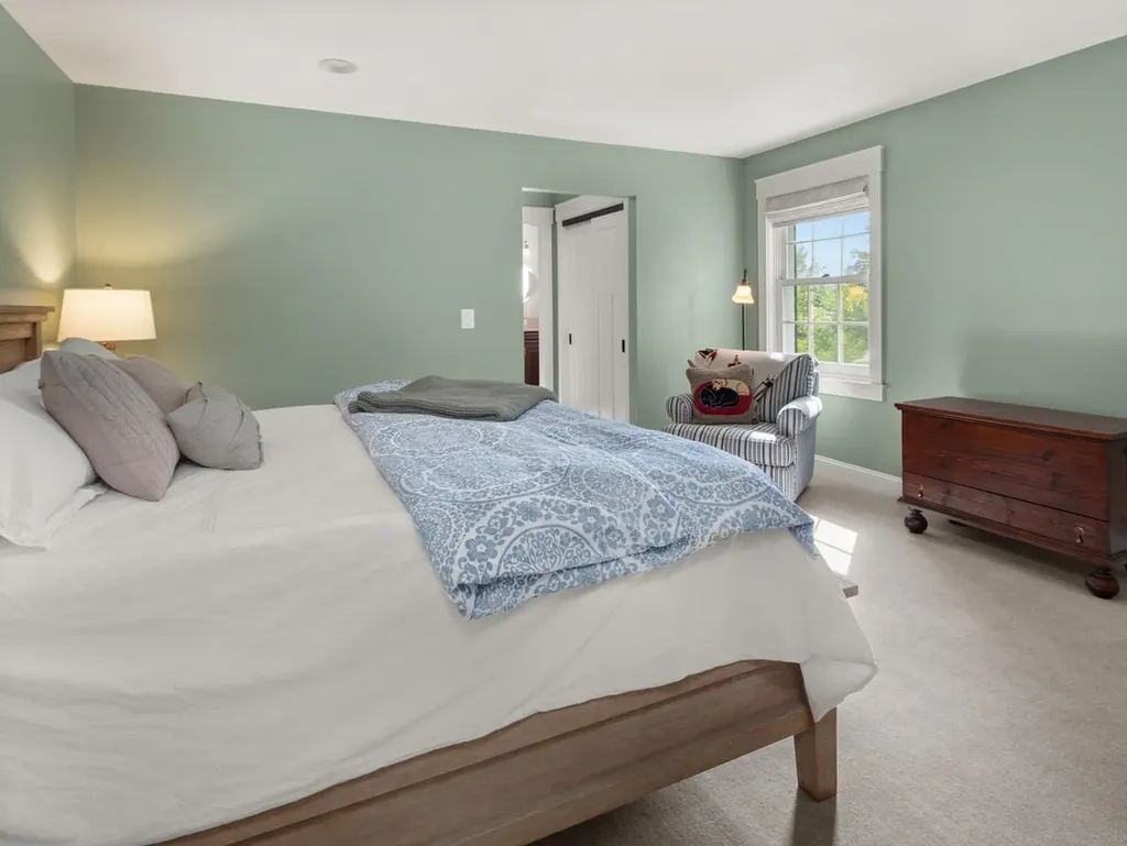 78 Crescent Road Burlington VT 05401
