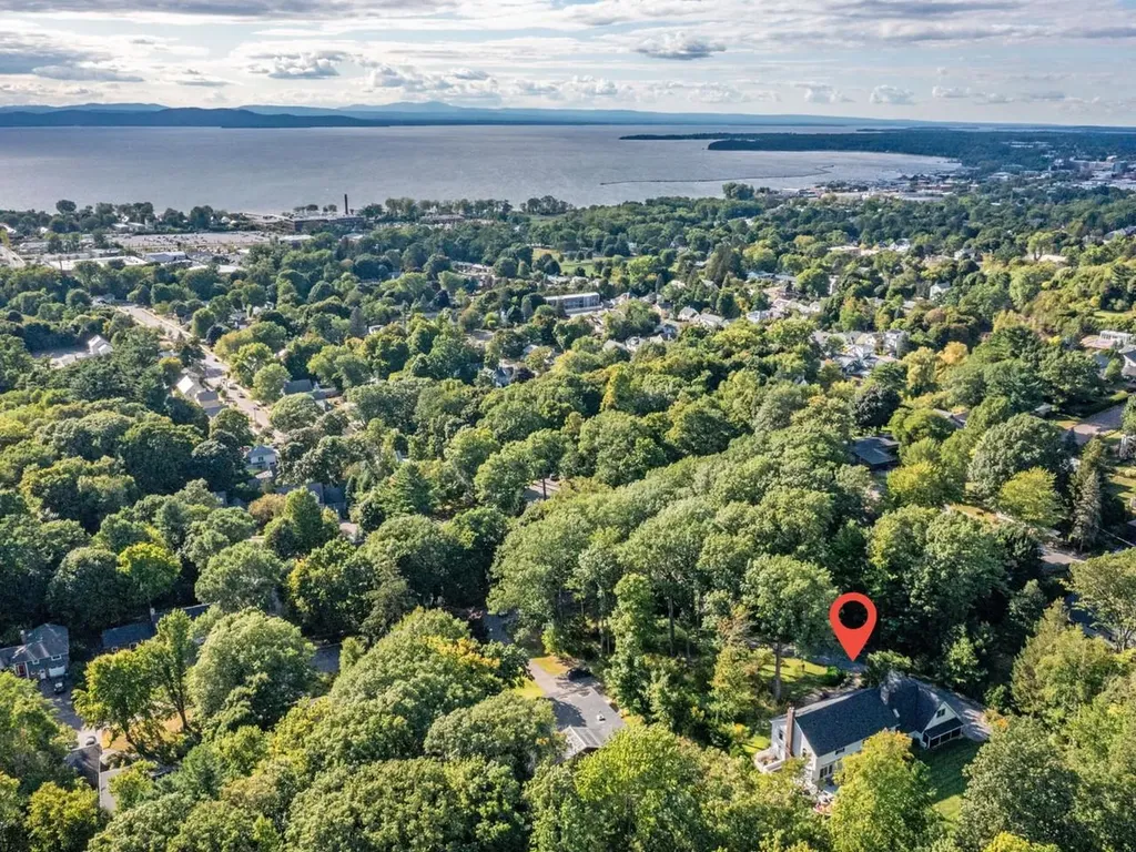 78 Crescent Road Burlington VT 05401