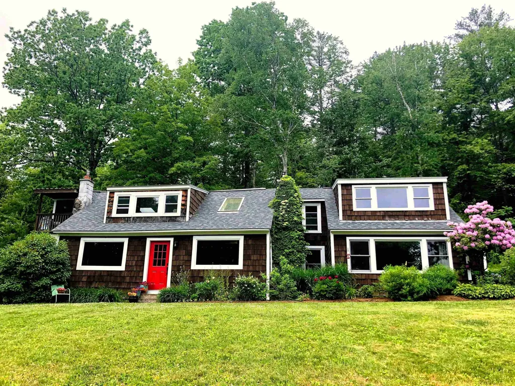71 Woods Road Dummerston VT 05346