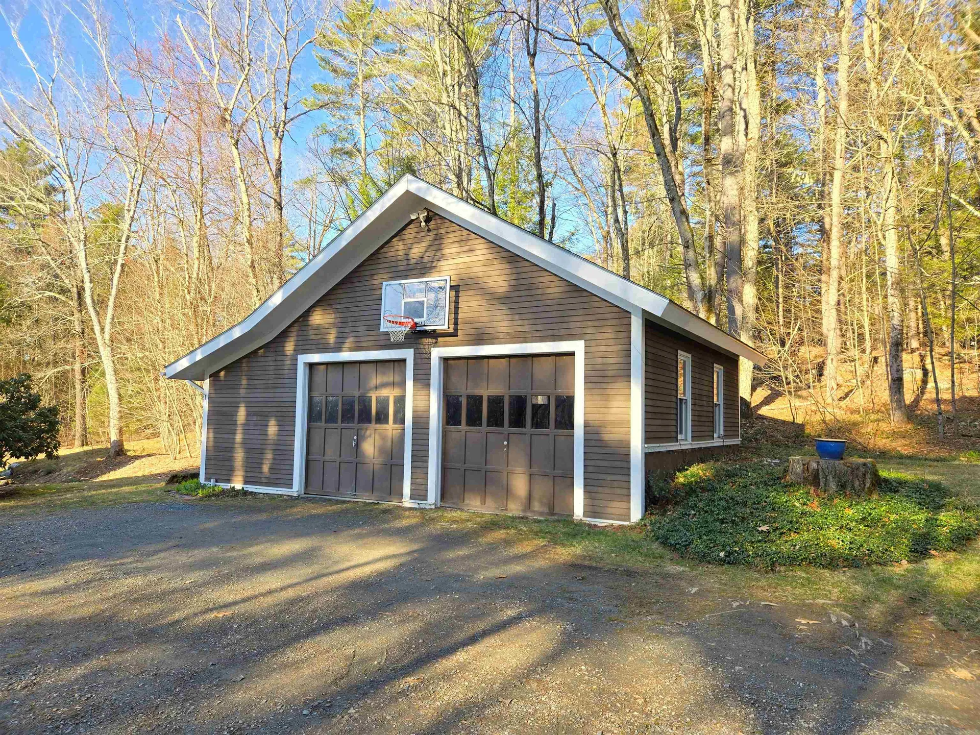 71 Woods Road Dummerston VT 05346