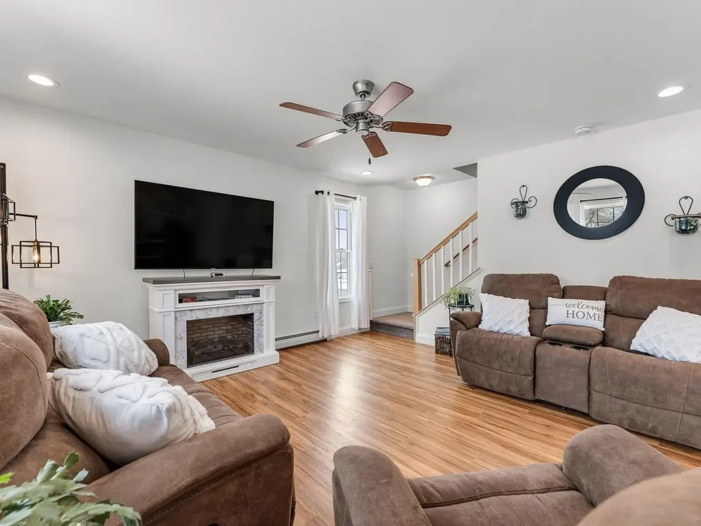 71 Commodore Drive Vergennes VT 05491