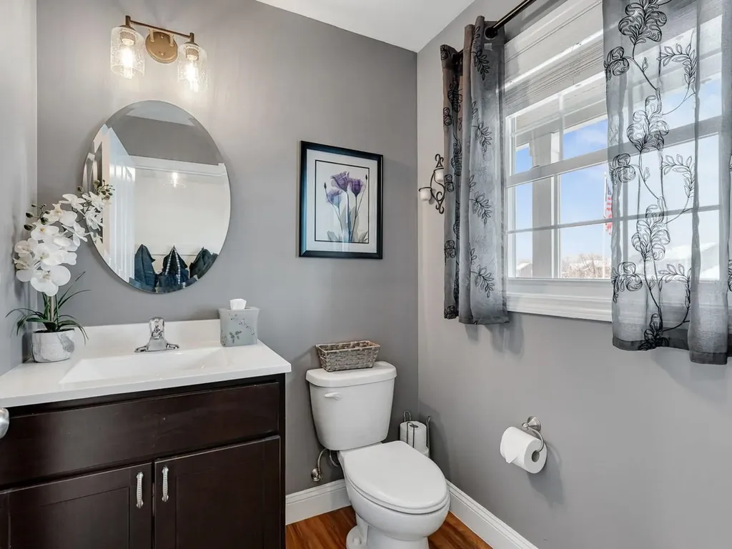 71 Commodore Drive Vergennes VT 05491