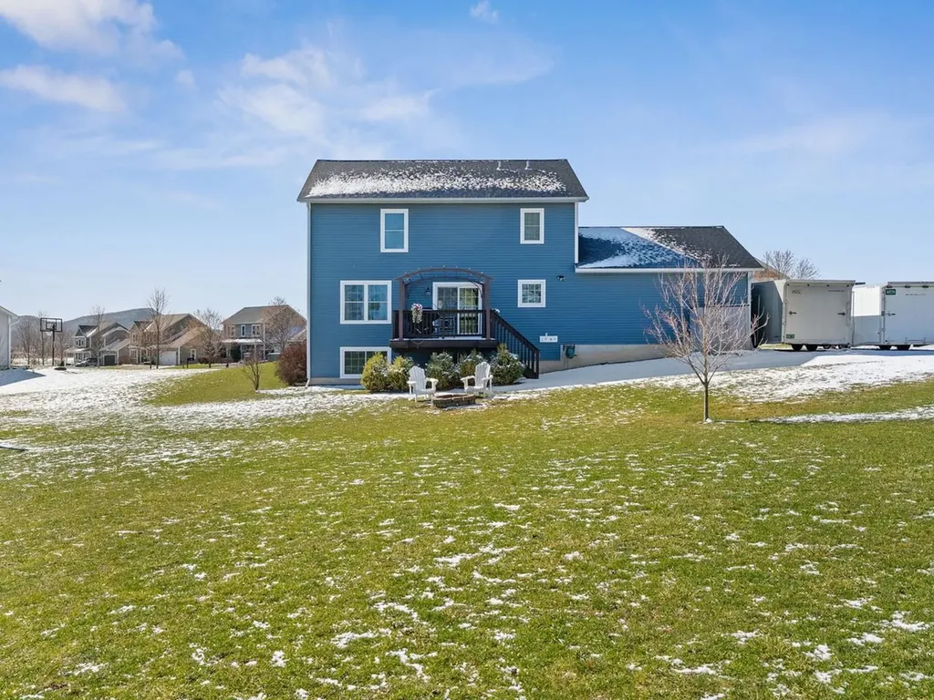 71 Commodore Drive Vergennes VT 05491
