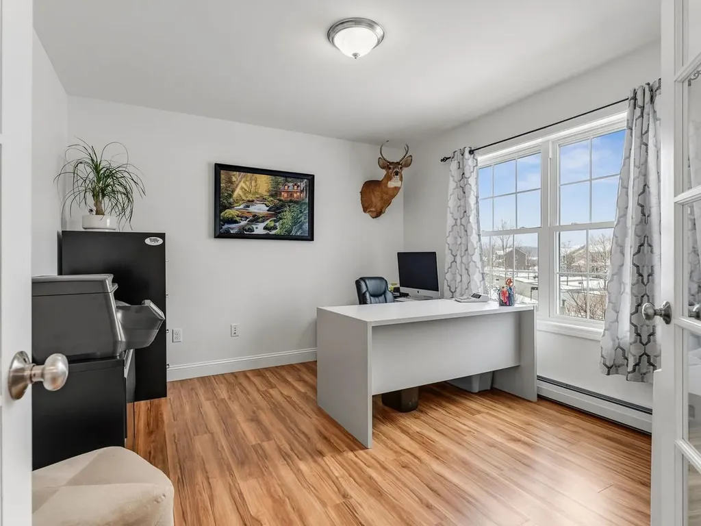 71 Commodore Drive Vergennes VT 05491