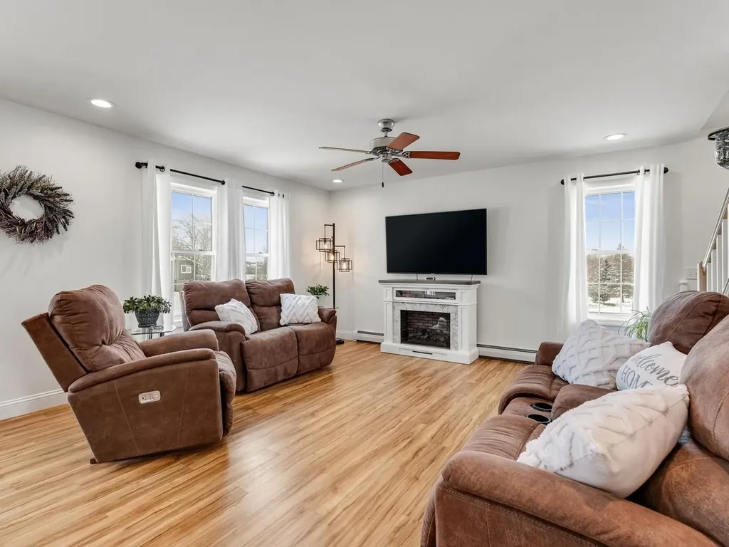 71 Commodore Drive Vergennes VT 05491
