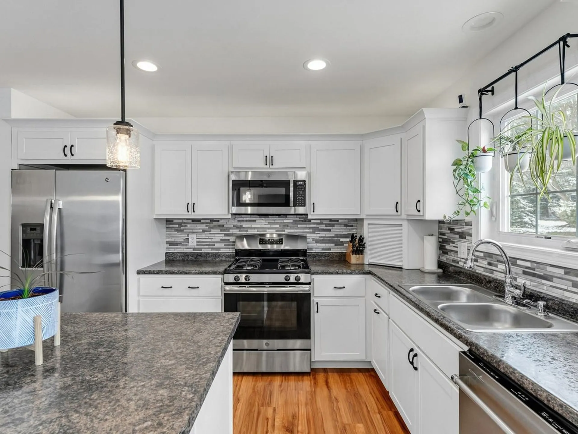 71 Commodore Drive Vergennes VT 05491