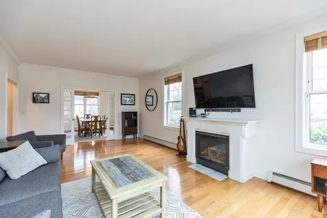 2246 Elm Street Manchester NH 03104