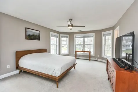 2246 Elm Street Manchester NH 03104