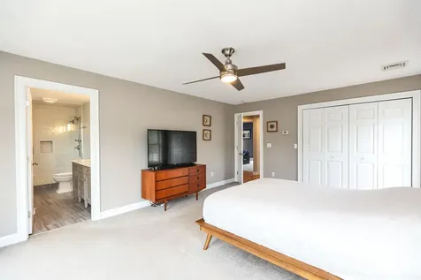 2246 Elm Street Manchester NH 03104