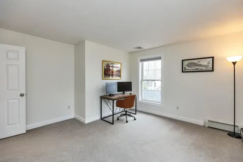 2246 Elm Street Manchester NH 03104