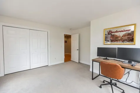 2246 Elm Street Manchester NH 03104