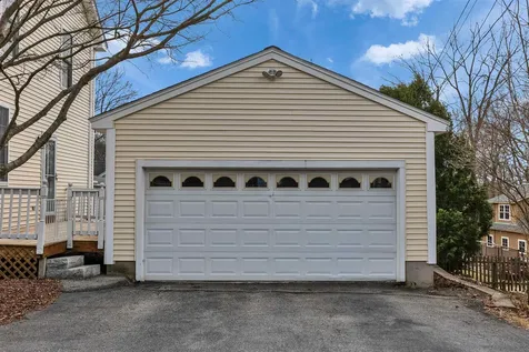 2246 Elm Street Manchester NH 03104