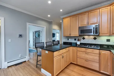 2246 Elm Street Manchester NH 03104