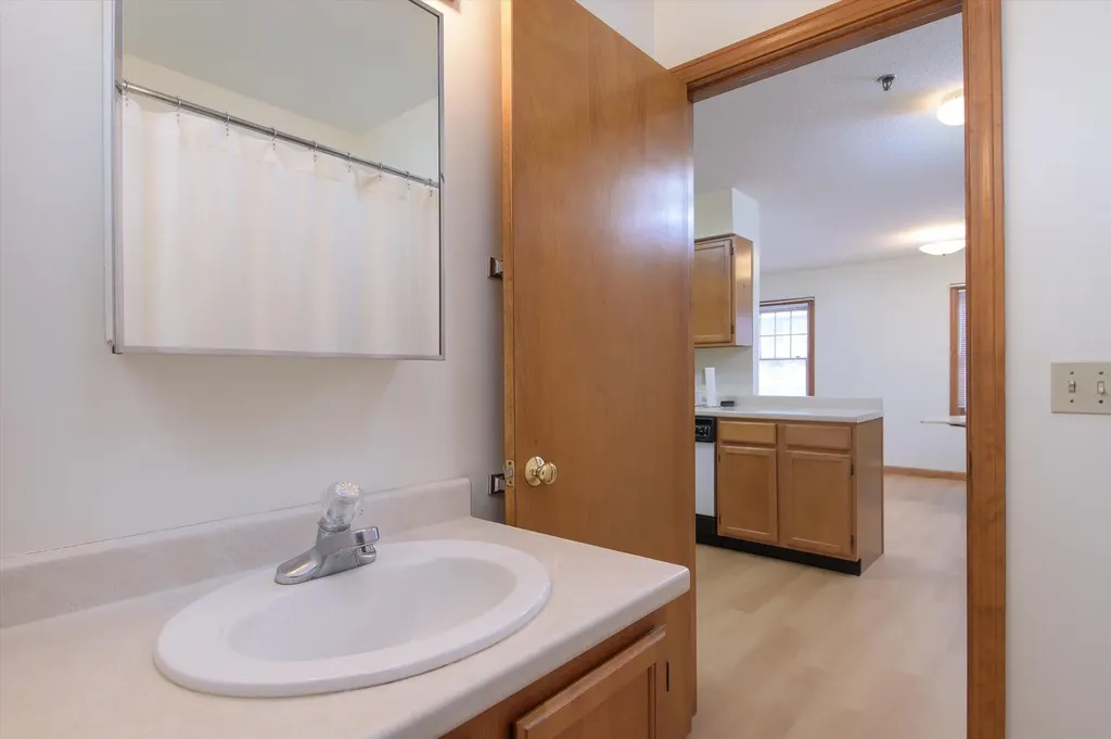 156 Main Street Ludlow VT 05149