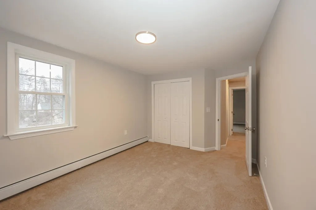 29 Nightingale Road Nashua NH 03062