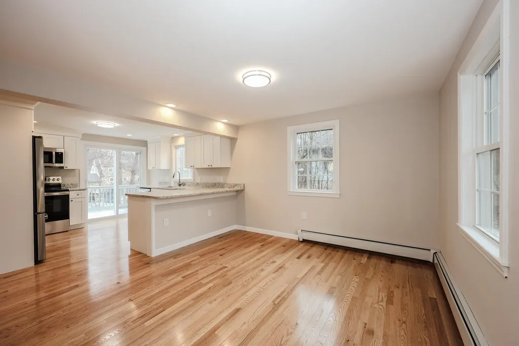 29 Nightingale Road Nashua NH 03062