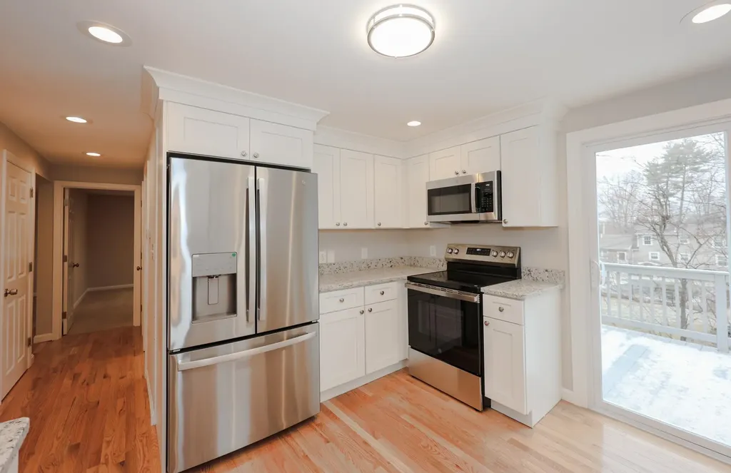29 Nightingale Road Nashua NH 03062