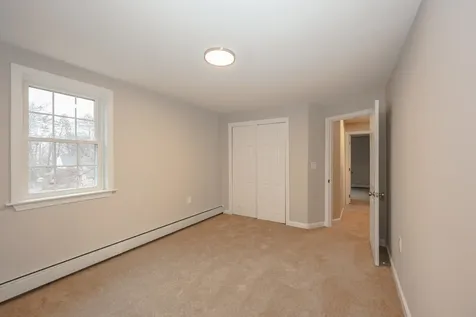 29 Nightingale Road Nashua NH 03062