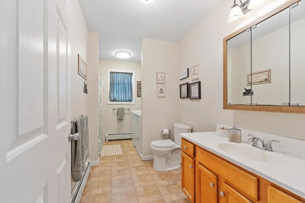 71 Windsor Way Barnstead NH 03225