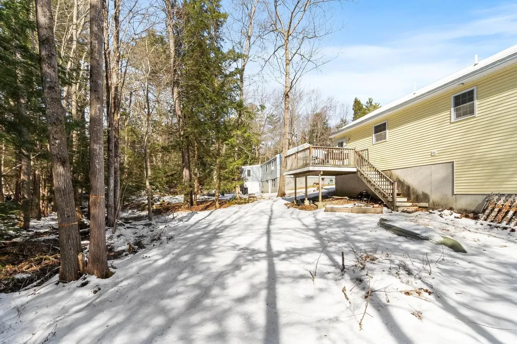 71 Windsor Way Barnstead NH 03225