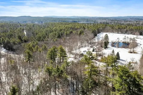 71 Windsor Way Barnstead NH 03225