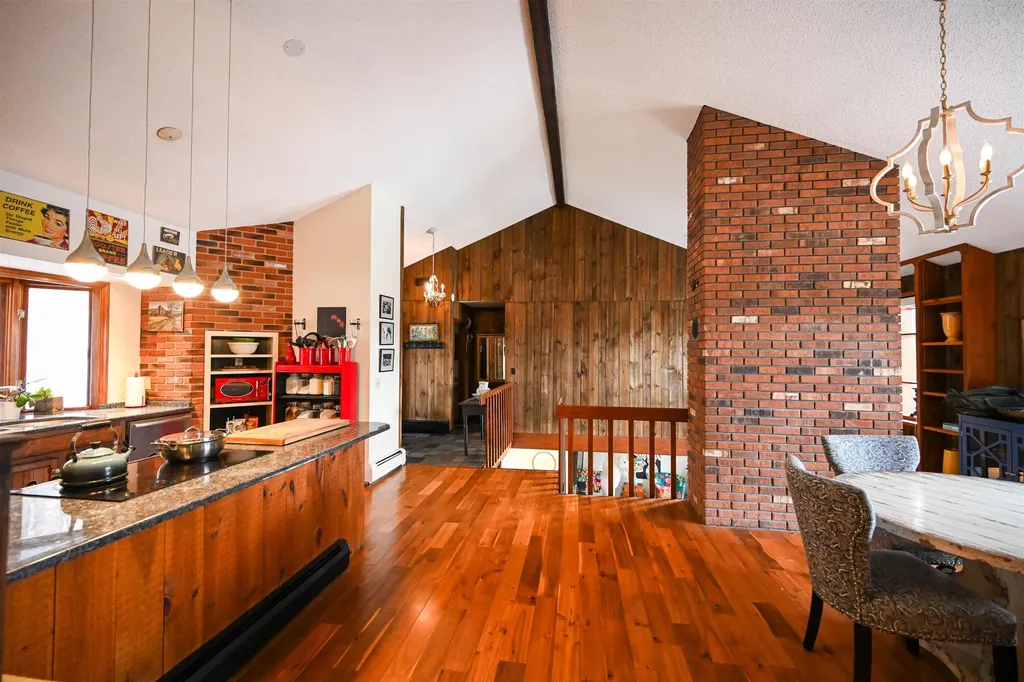 103 Silver Circle Barre Town VT 05641