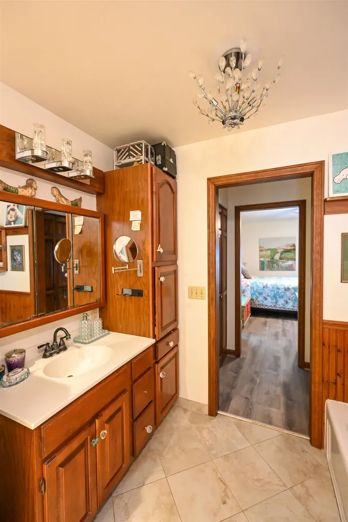 103 Silver Circle Barre Town VT 05641