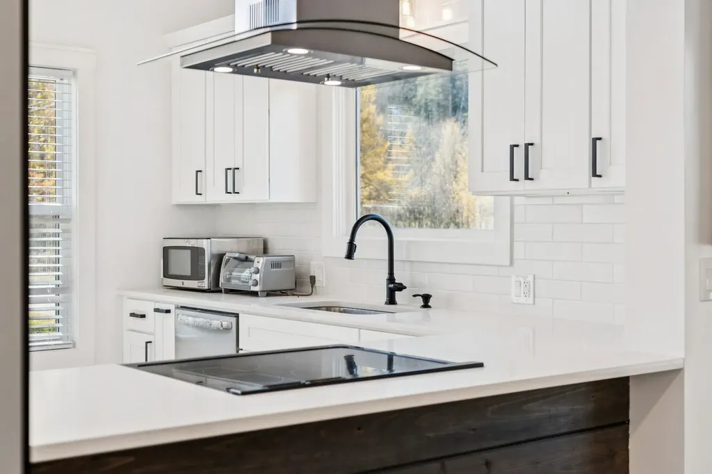 96 E Randolph Road Chelsea VT 05038