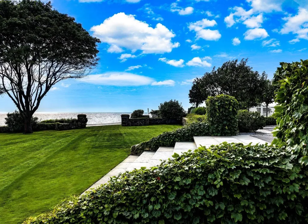 58 Ocean Boulevard North Hampton NH 03862