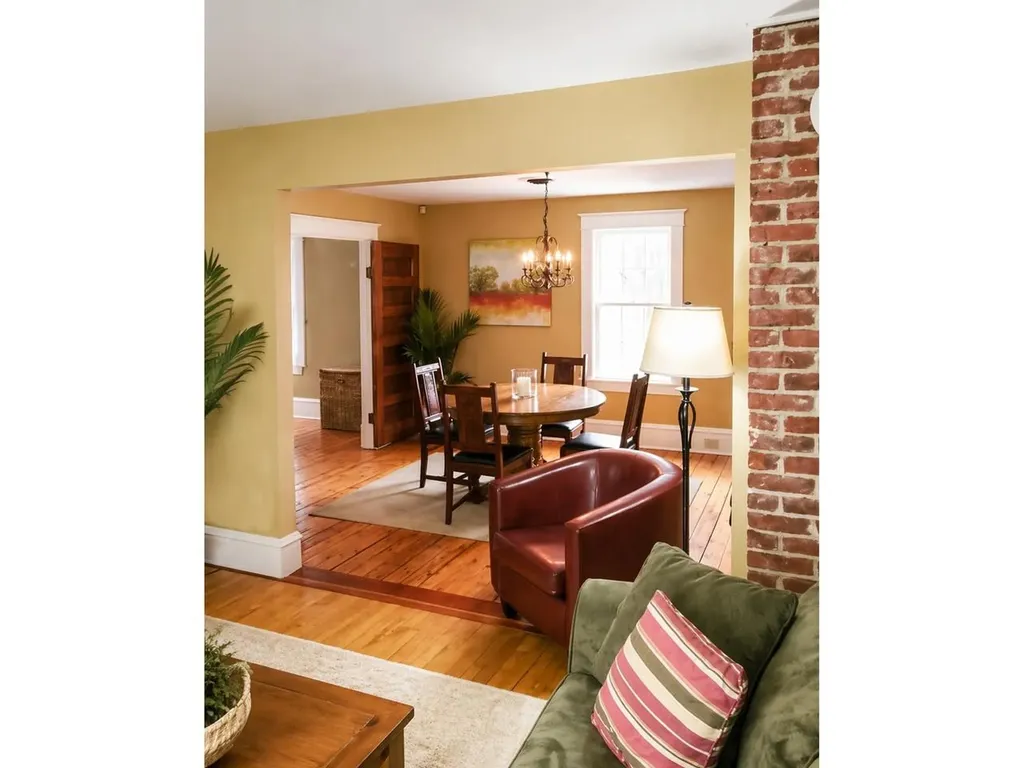 460-462 Colchester Avenue Burlington VT 05401