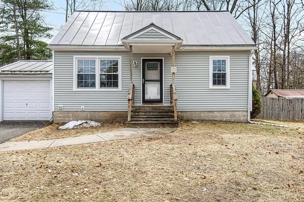 5 Button Drive Essex Junction VT 05452