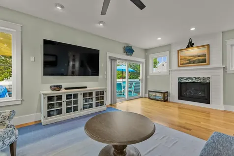 6 Cora Avenue Hampton NH 03842