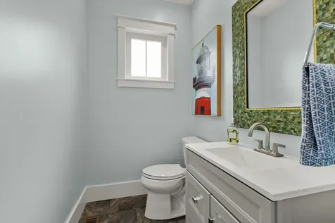 6 Cora Avenue Hampton NH 03842
