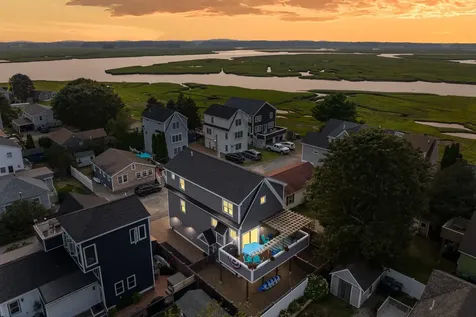6 Cora Avenue Hampton NH 03842
